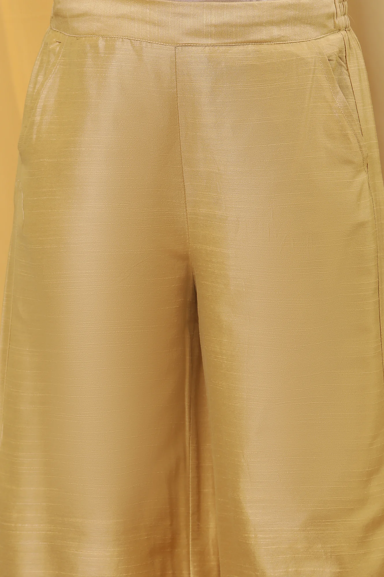 Red Metallic Embroidered Kurta And Pants Set - Image 8