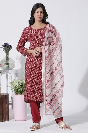 Red Printed Mirror Work Straight Kurta, Salwar With Dupatta Set - Image 2