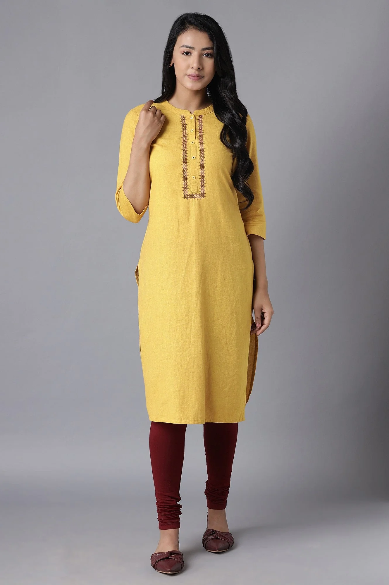 Elleven Women's Maroon Skin Fit Churidar - Image 5