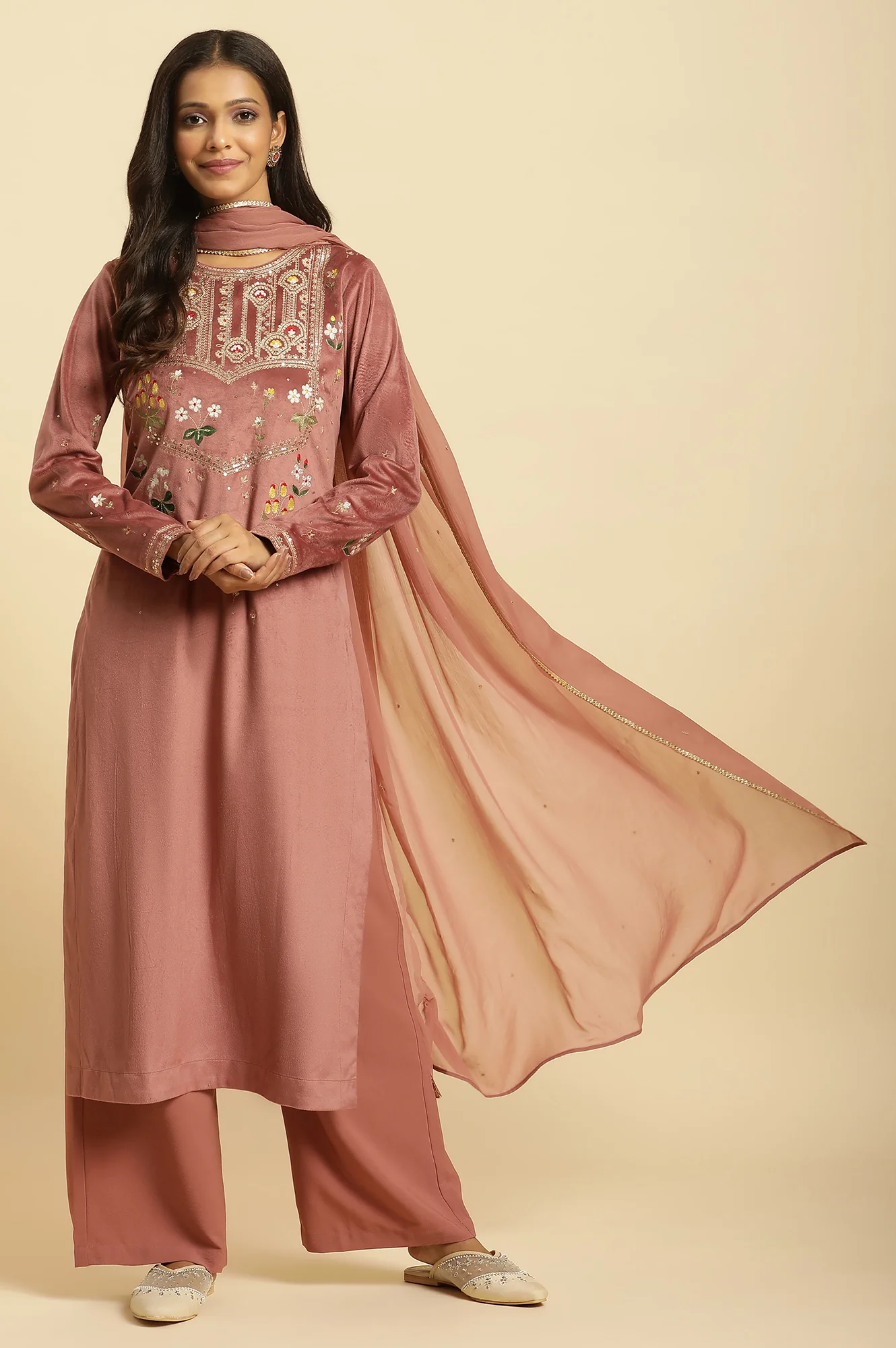 Salmon Pink Micro Velvet Embroidered Kurta, Pants And Dupatta Set - Image 2