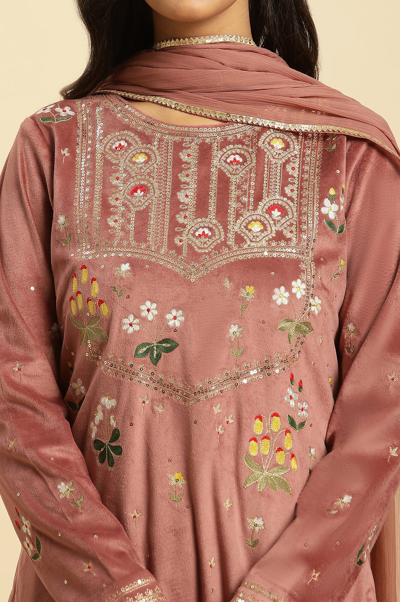 Salmon Pink Micro Velvet Embroidered Kurta, Pants And Dupatta Set - Image 6