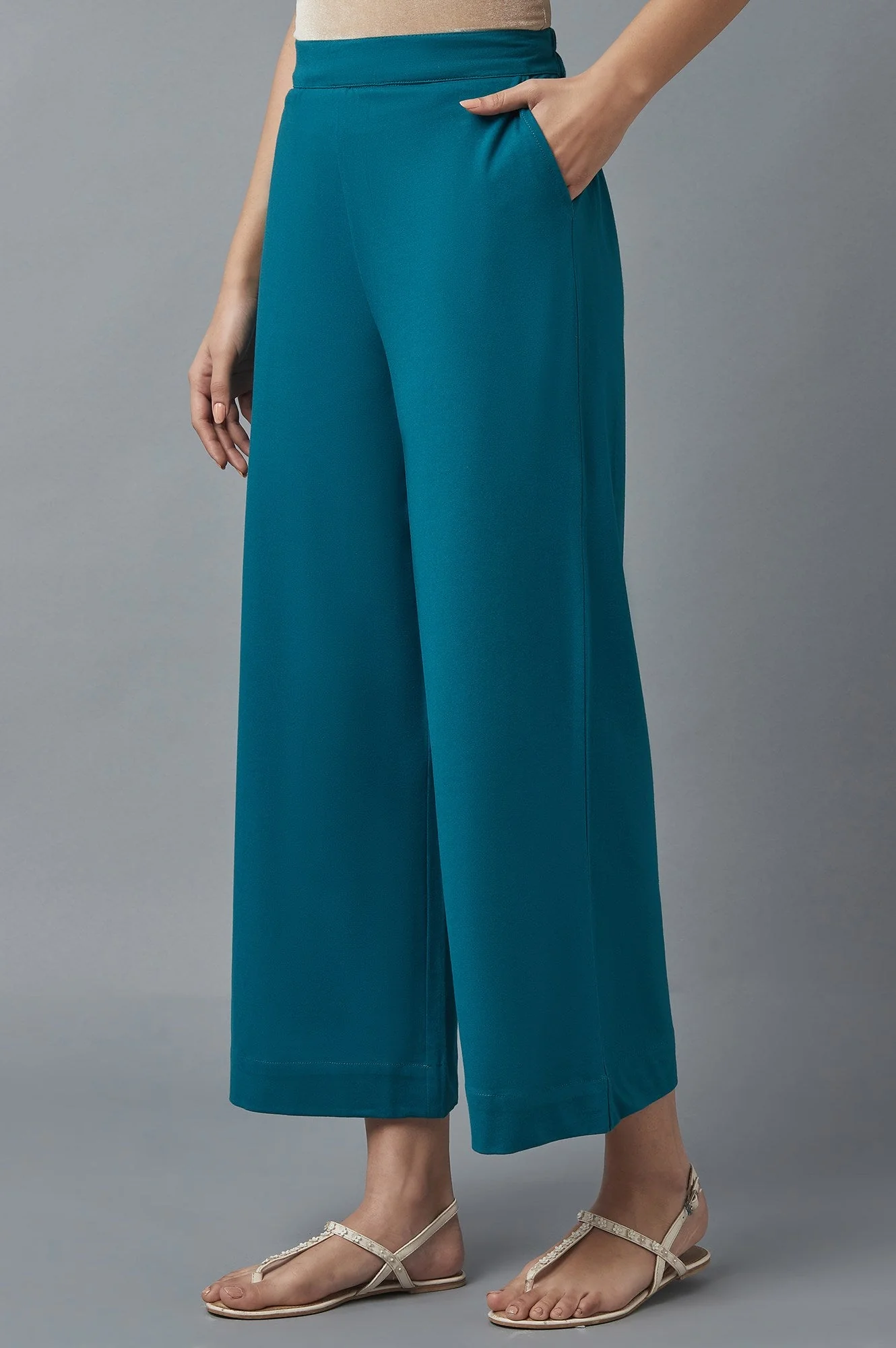Teal Green Solid Straight-fit Cotton Palazzo with Side Pockets - Image 3