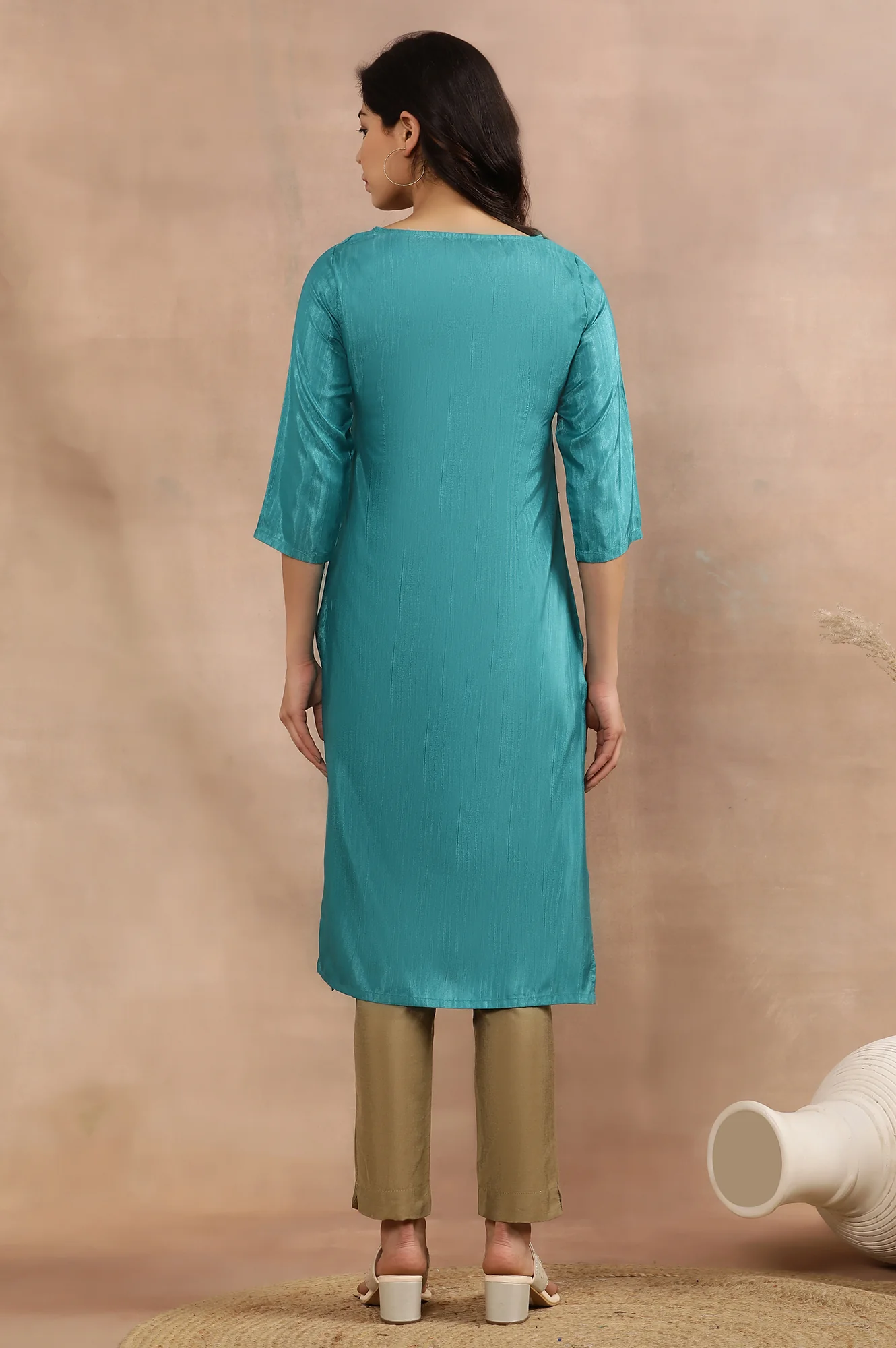 Teal Embellished Kurta And Golden Pants Set - Image 4