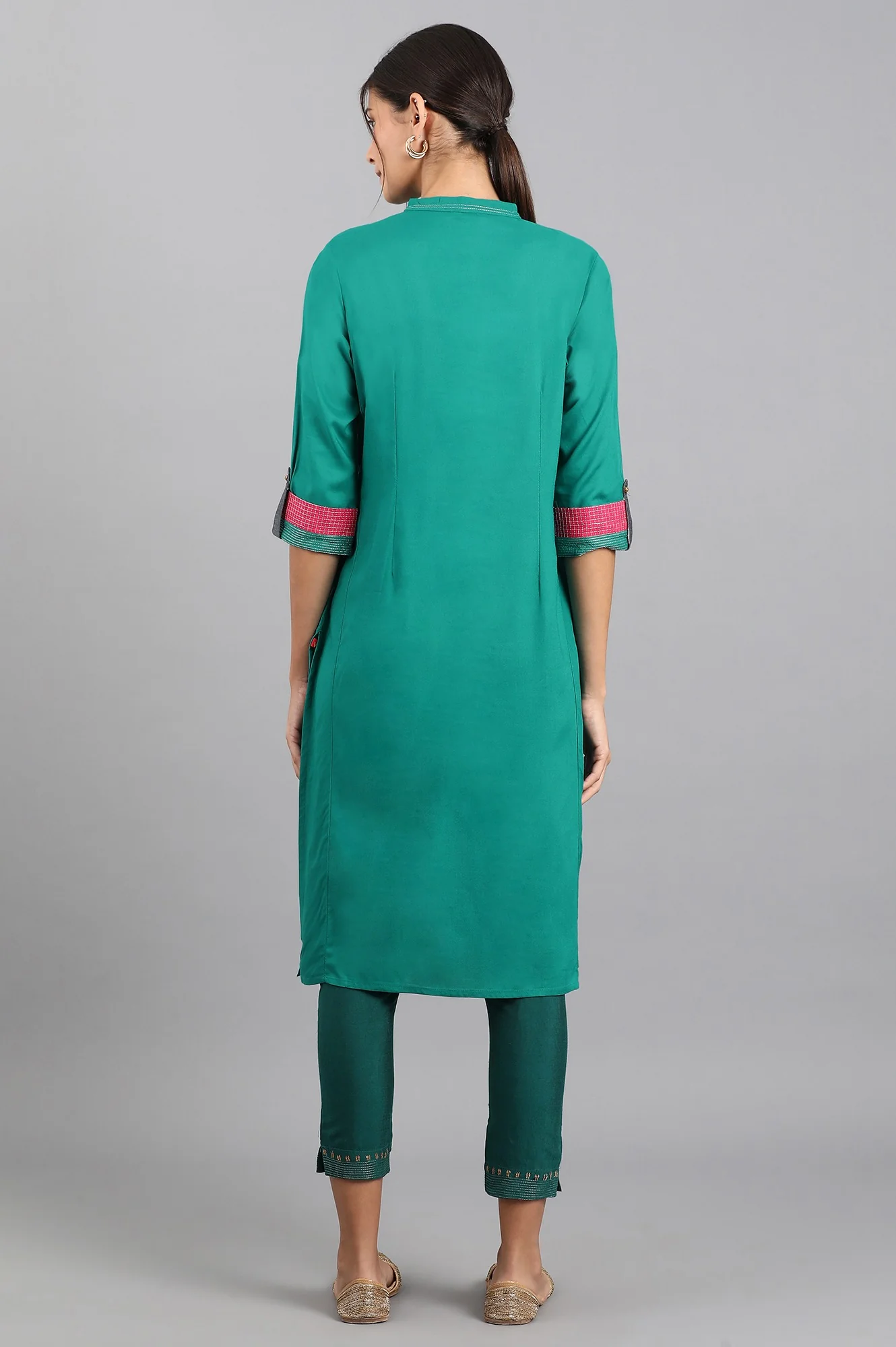 Teal Mandarin Neck Embroidered kurta - Image 5