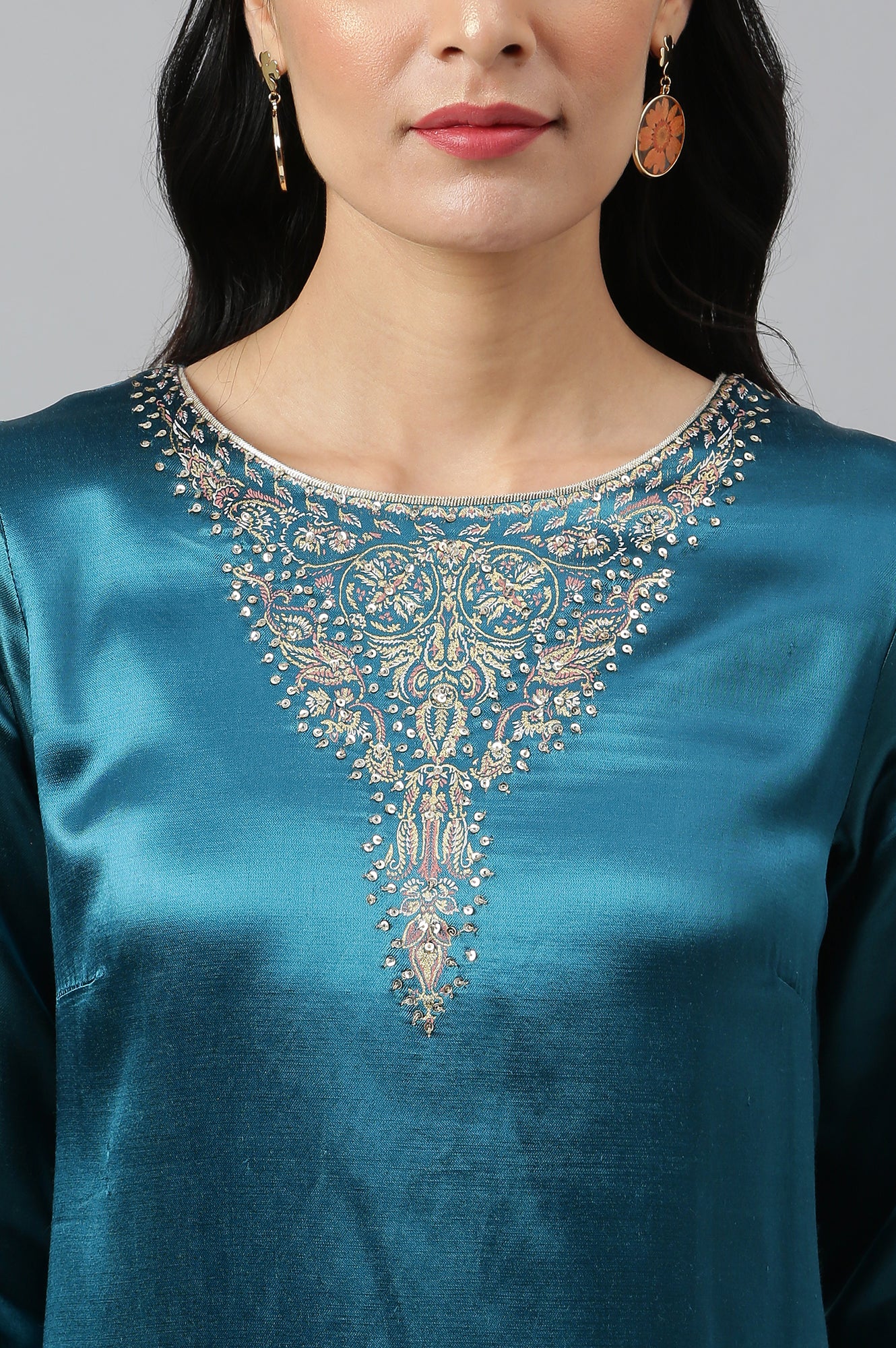 Teal Mashroo Silk Kurta With Peach Slim Pants And Dupatta - Image 10