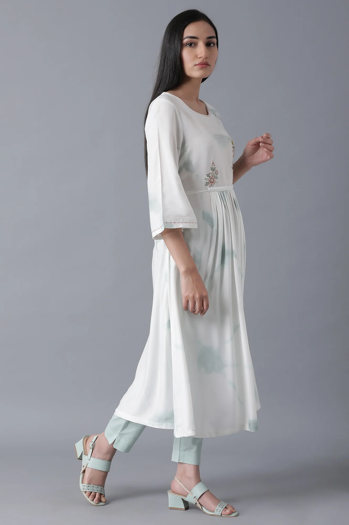 Tie-Dye Blue Gathered Dress - Image 4