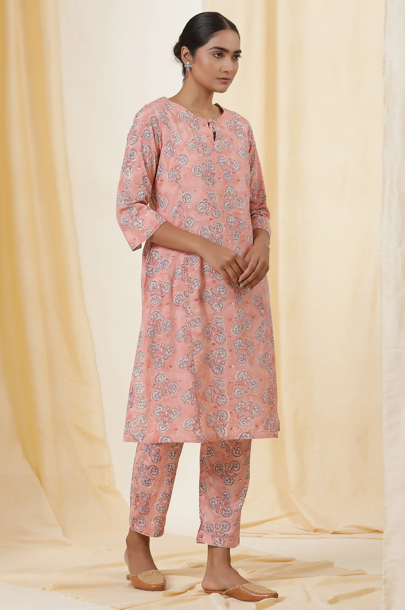 Virtual Pink Hand Block Print Cotton Kurta And Pants Set - Image 5