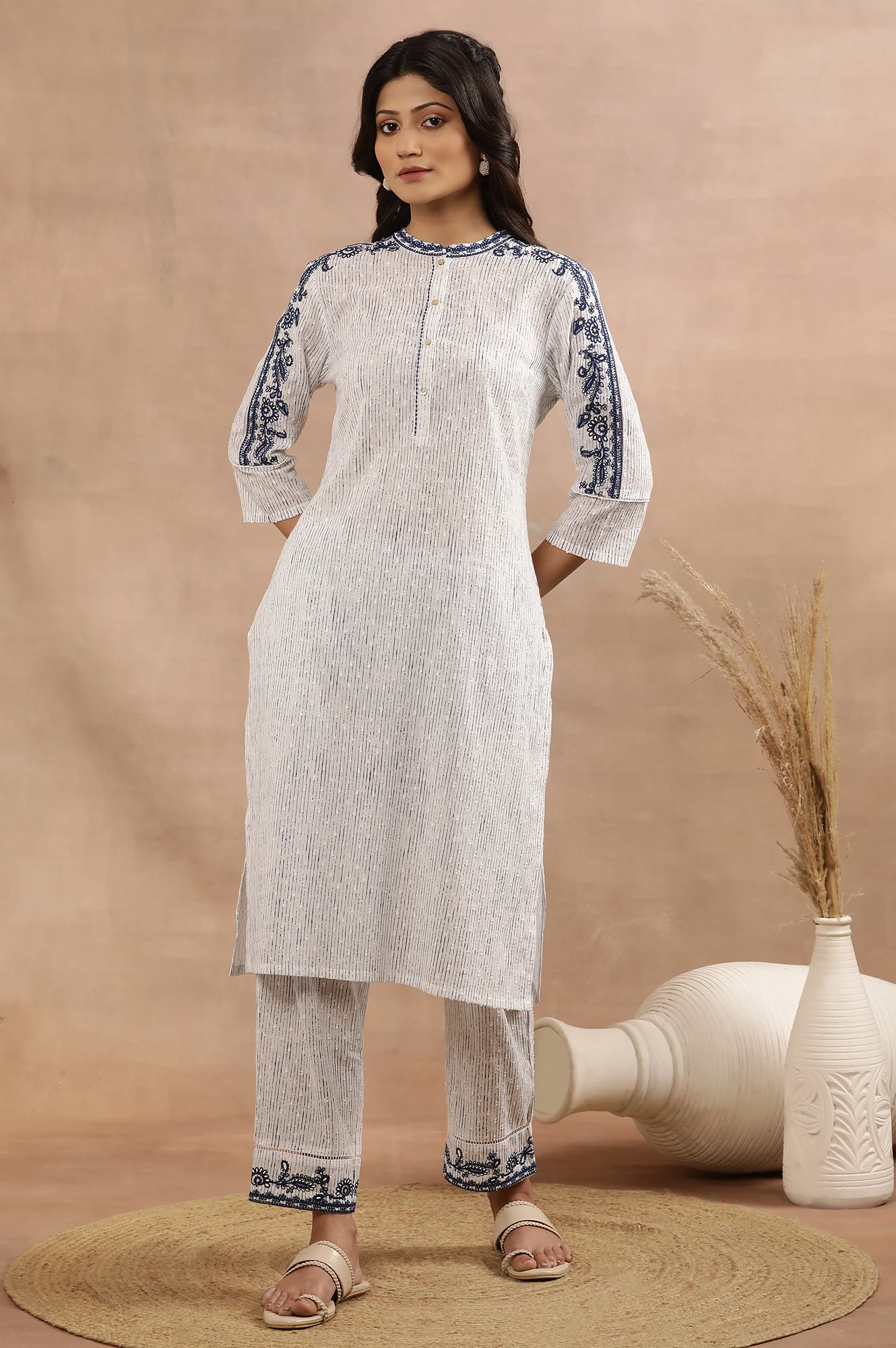White And Blue Cotton Printed Kurta With Embroidery And Pants Set - Image 2