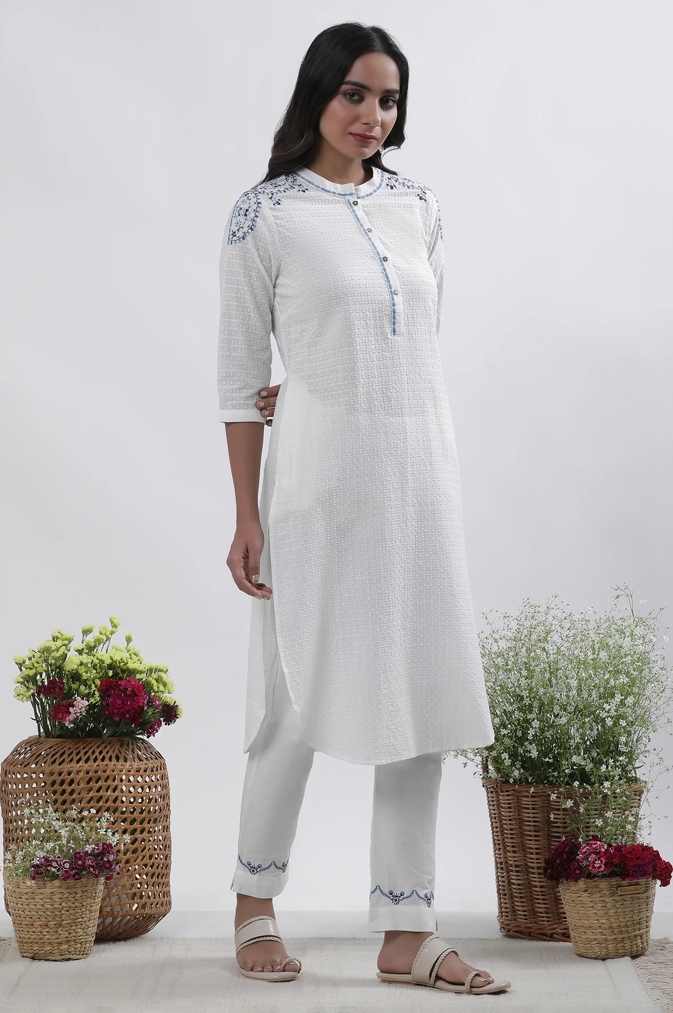 White Cotton Embroidered Kurta And Pants Set - Image 5