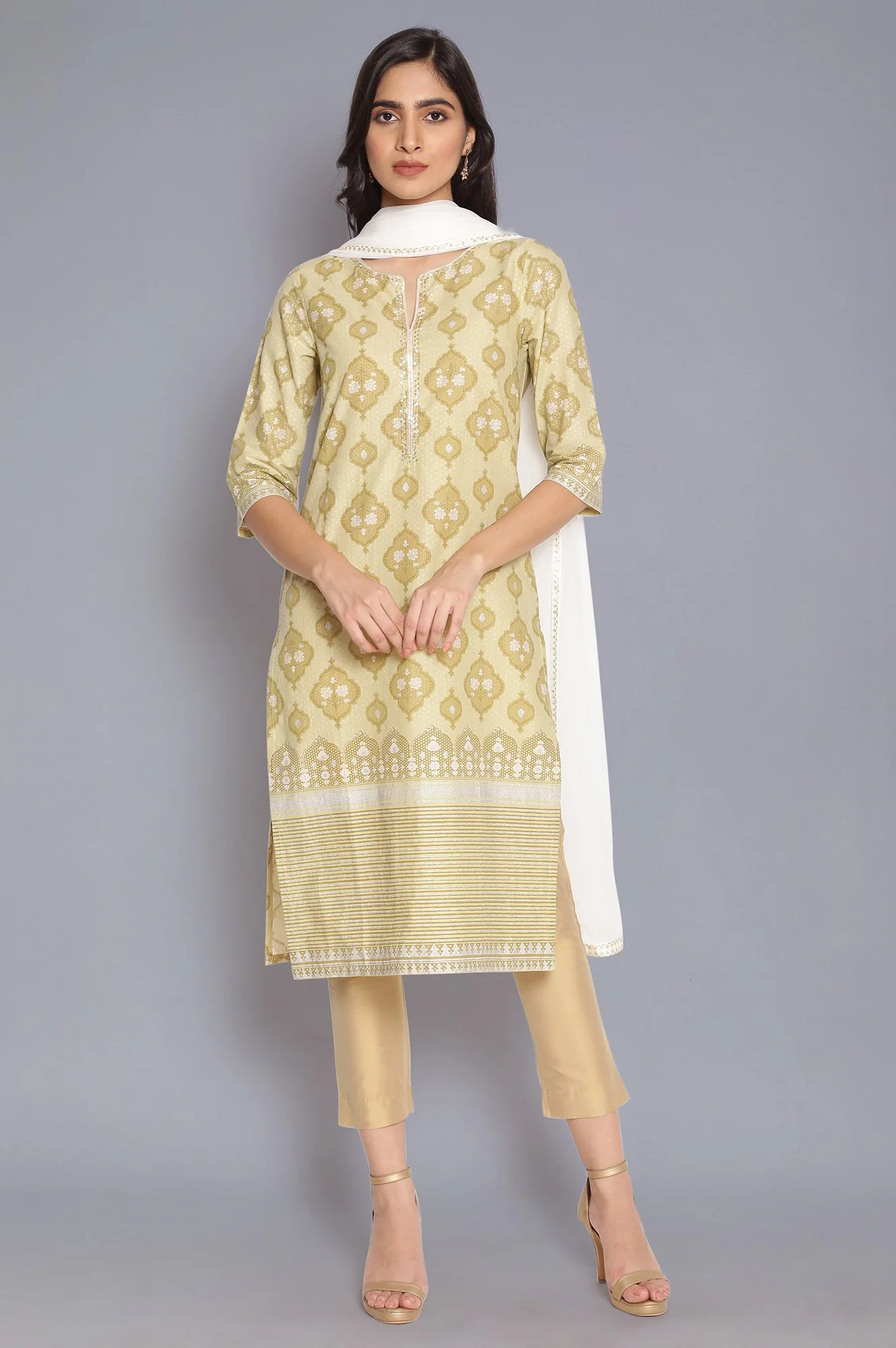 White Dupatta - Image 3