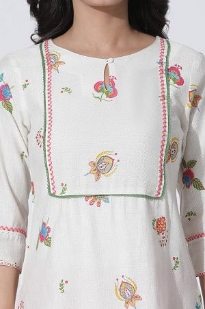 White Floral Printed Rayon Flax Kurta And Slim Pants Set - Image 6