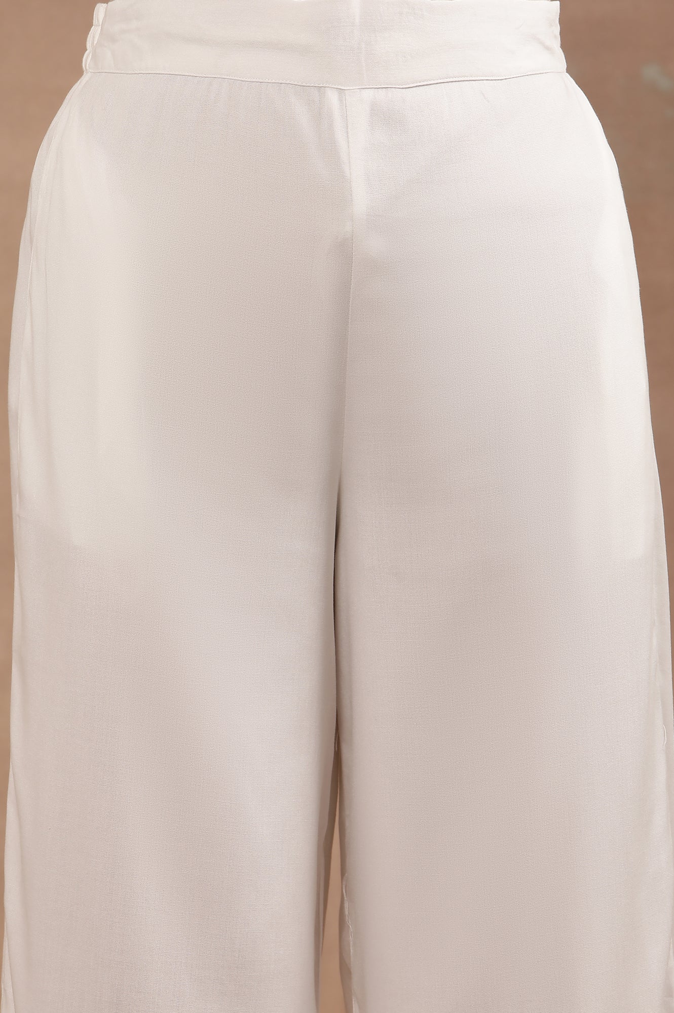 White Floral Printed Pure Cotton Top And Parallel Pants Set - Image 8