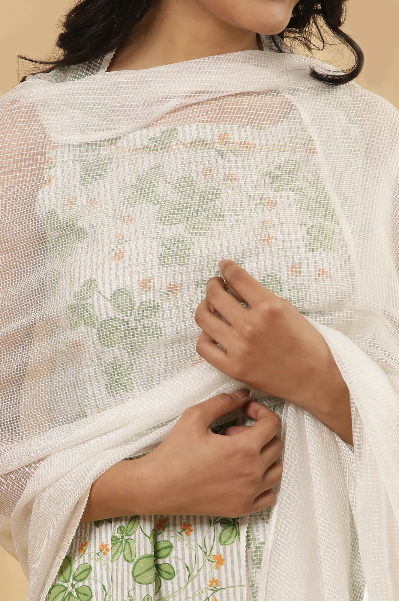 White Kota Embroidered Dupatta With Lace - Image 4