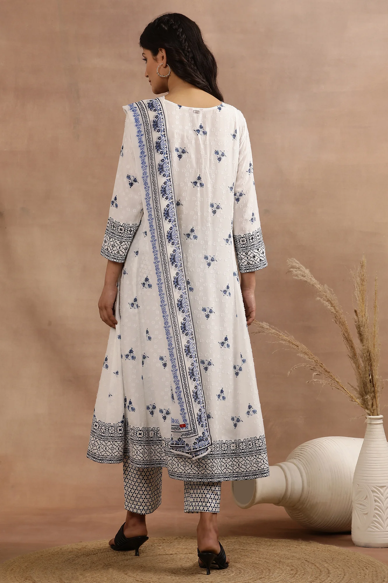 White Printed Flared Kurta, Printed Pants And Dupatta Set - Image 4