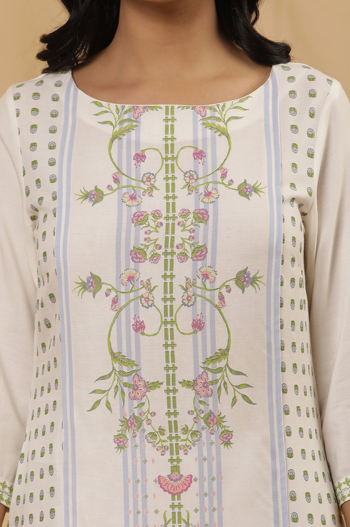 White Printed Kurta And Tights Set - Image 6