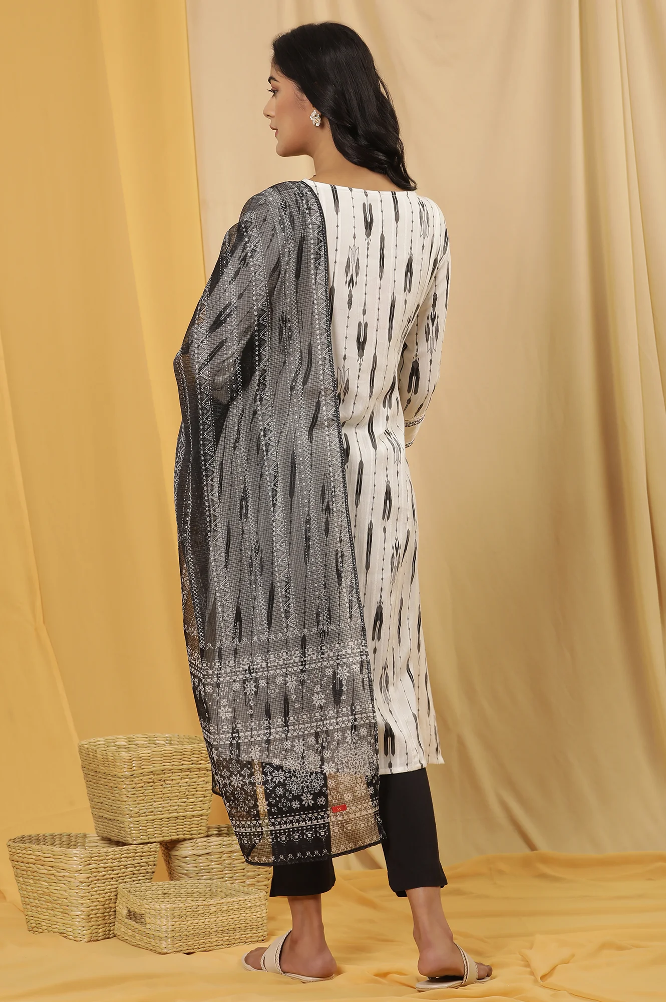 White Printed Kurta, Trousers And Kota Dupatta Set - Image 4