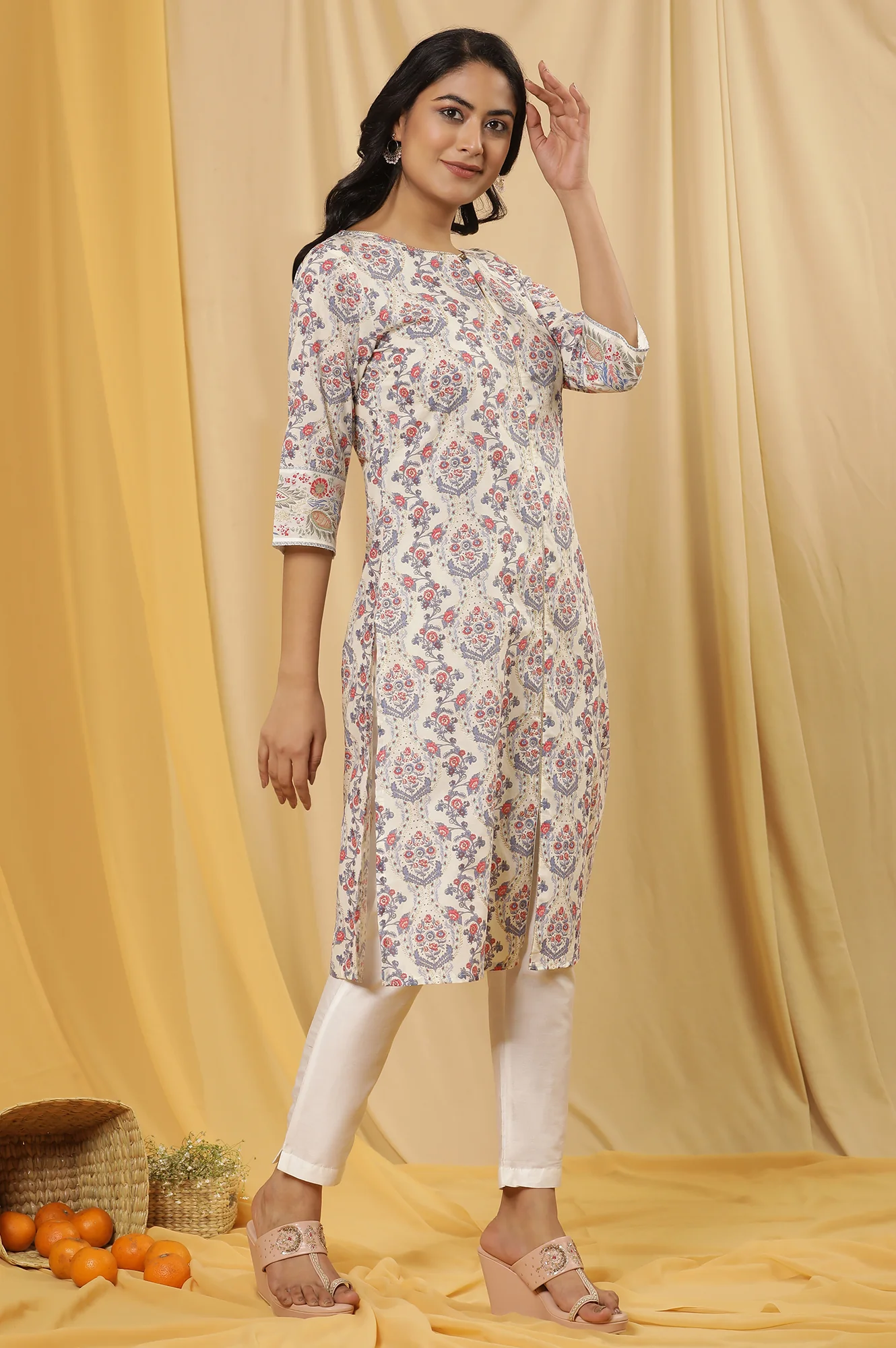 White Printed Straight Kurta And Pants Set - Image 5