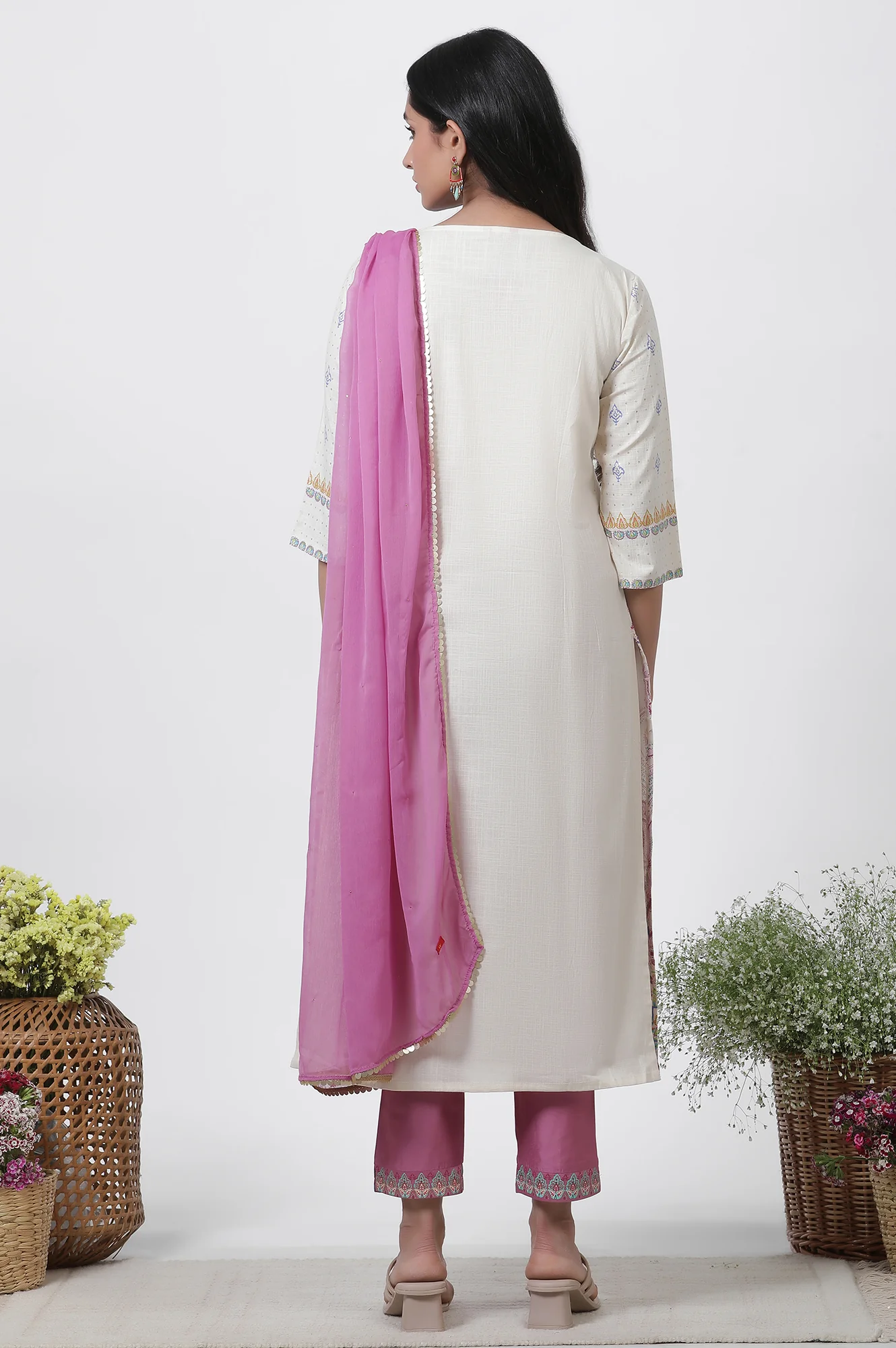 White Printed Straight Kurta, Pants And Dupatta Set - Image 4