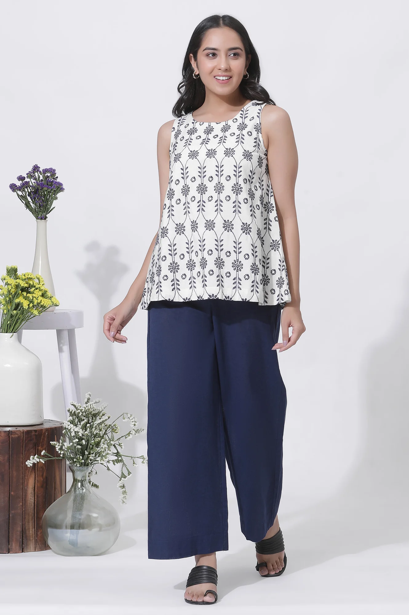 White Schiffli Sleeveless Top And Parallel Pants Set - Image 2