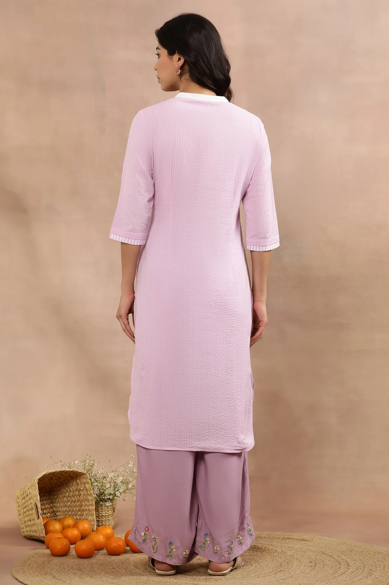White Textured Cotton Embroidered Kurta and Pants Set - Image 4