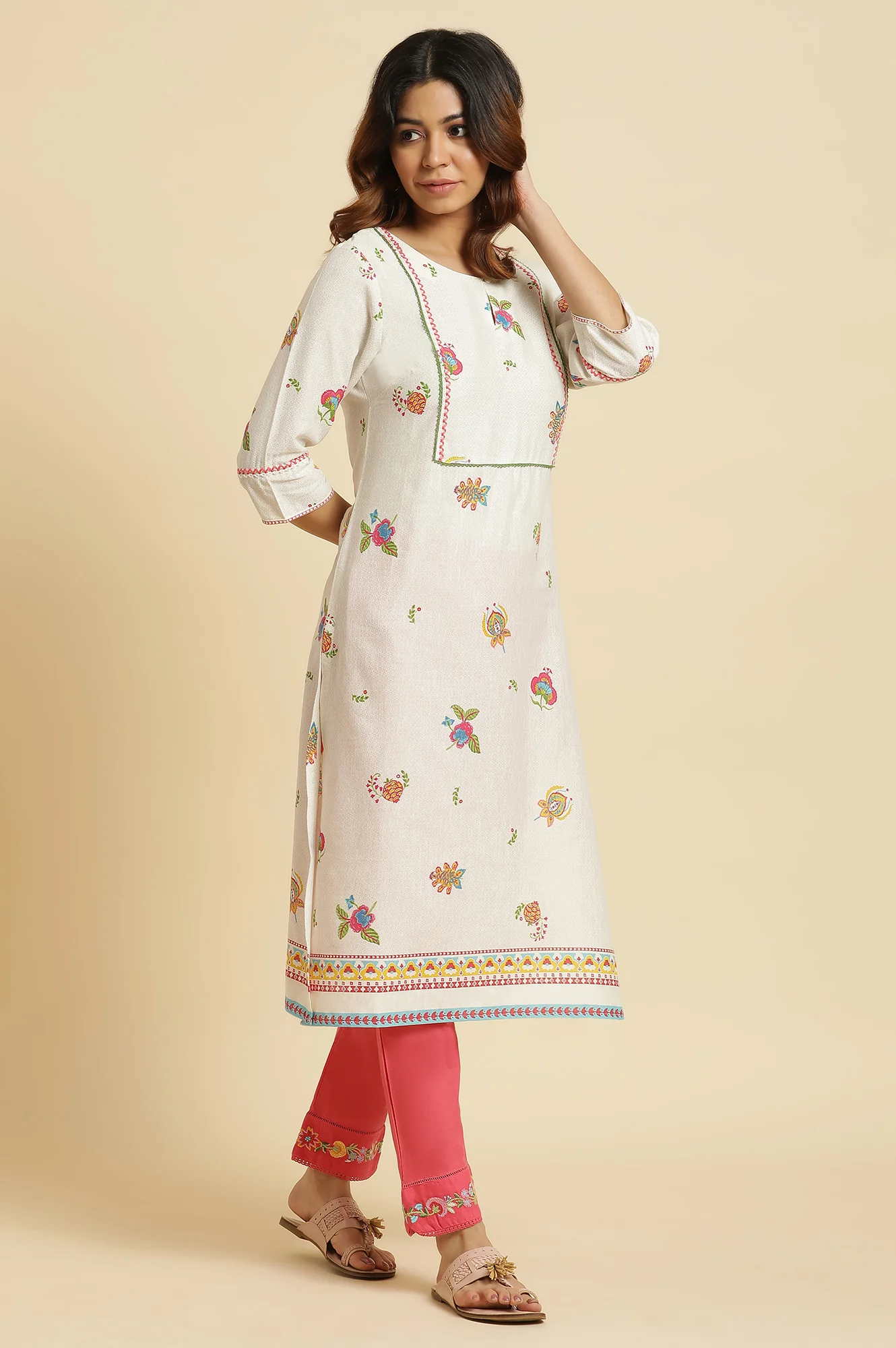 White Straight Kurta with Multi-coloured Floral Print - Image 5