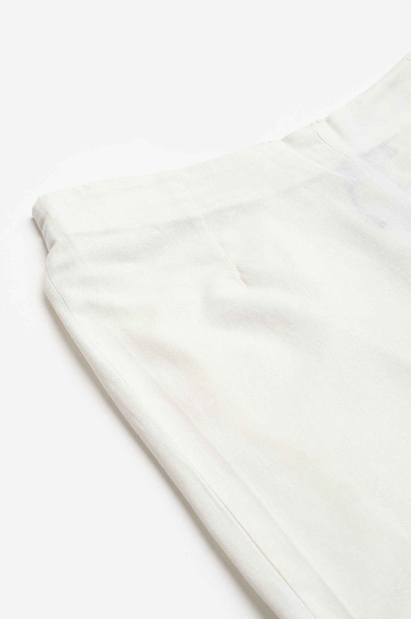 White Trousers - Image 6
