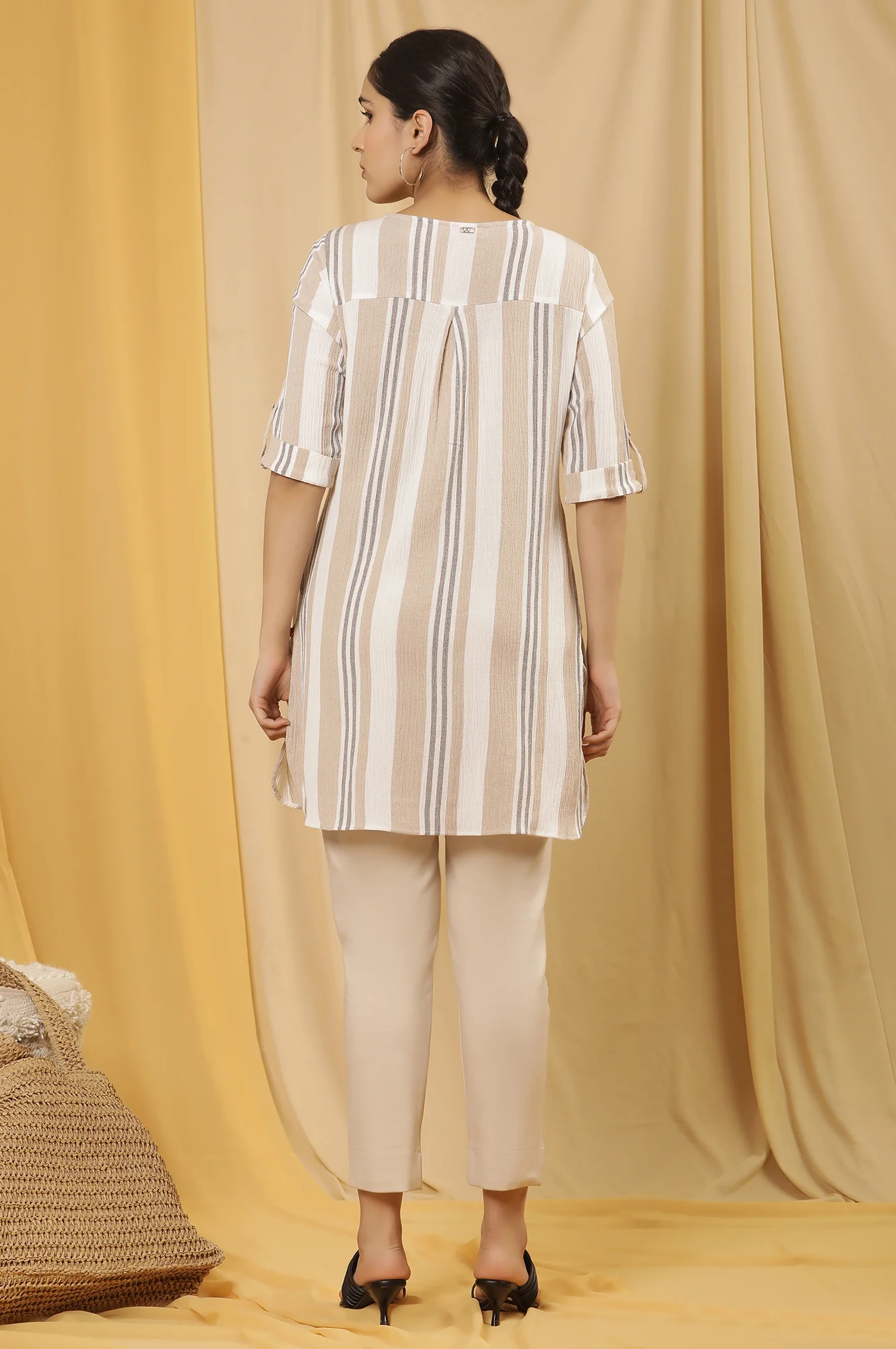 White Yarn Dyed Striped Short Kurta - Image 4
