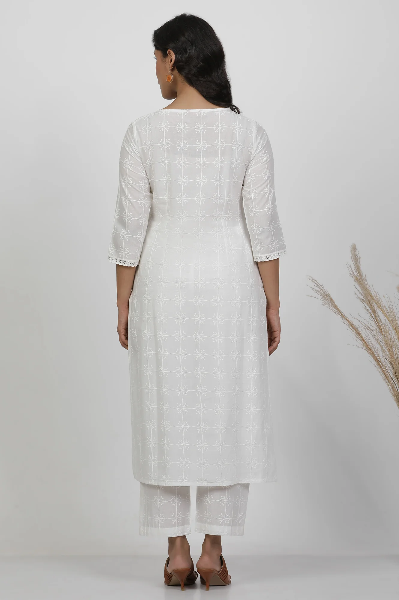 Wite Schiffli Cotton Kurta And Pants Co-Ord Set - Image 4