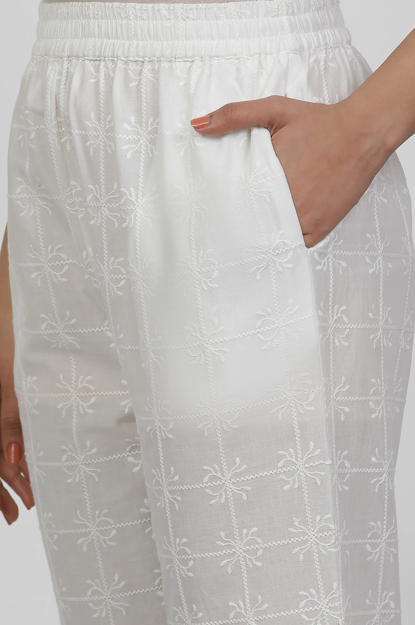 Wite Schiffli Cotton Kurta And Pants Co-Ord Set - Image 9