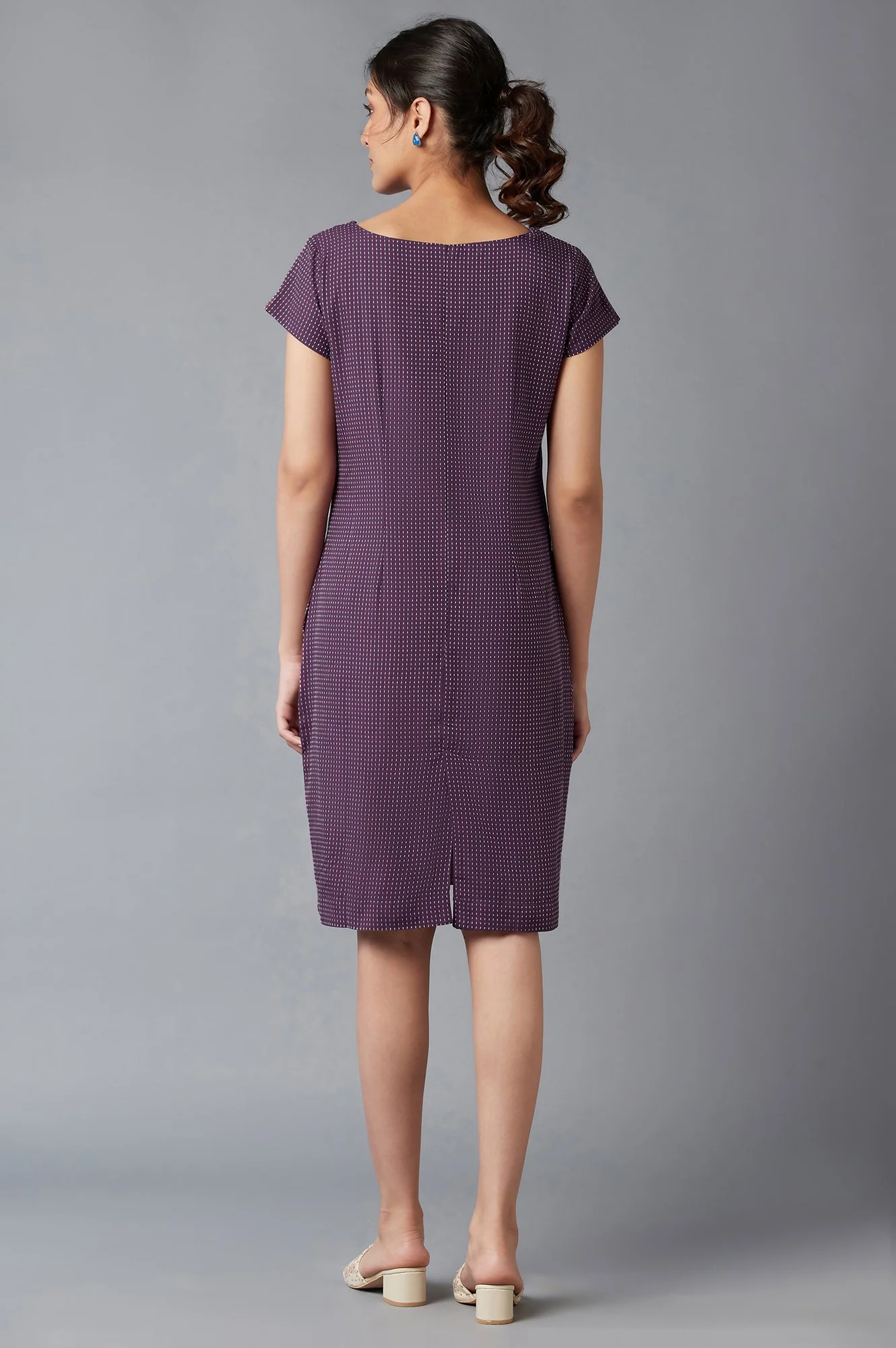 Purple Dobby Cotton Dress In Round Neck - Image 2