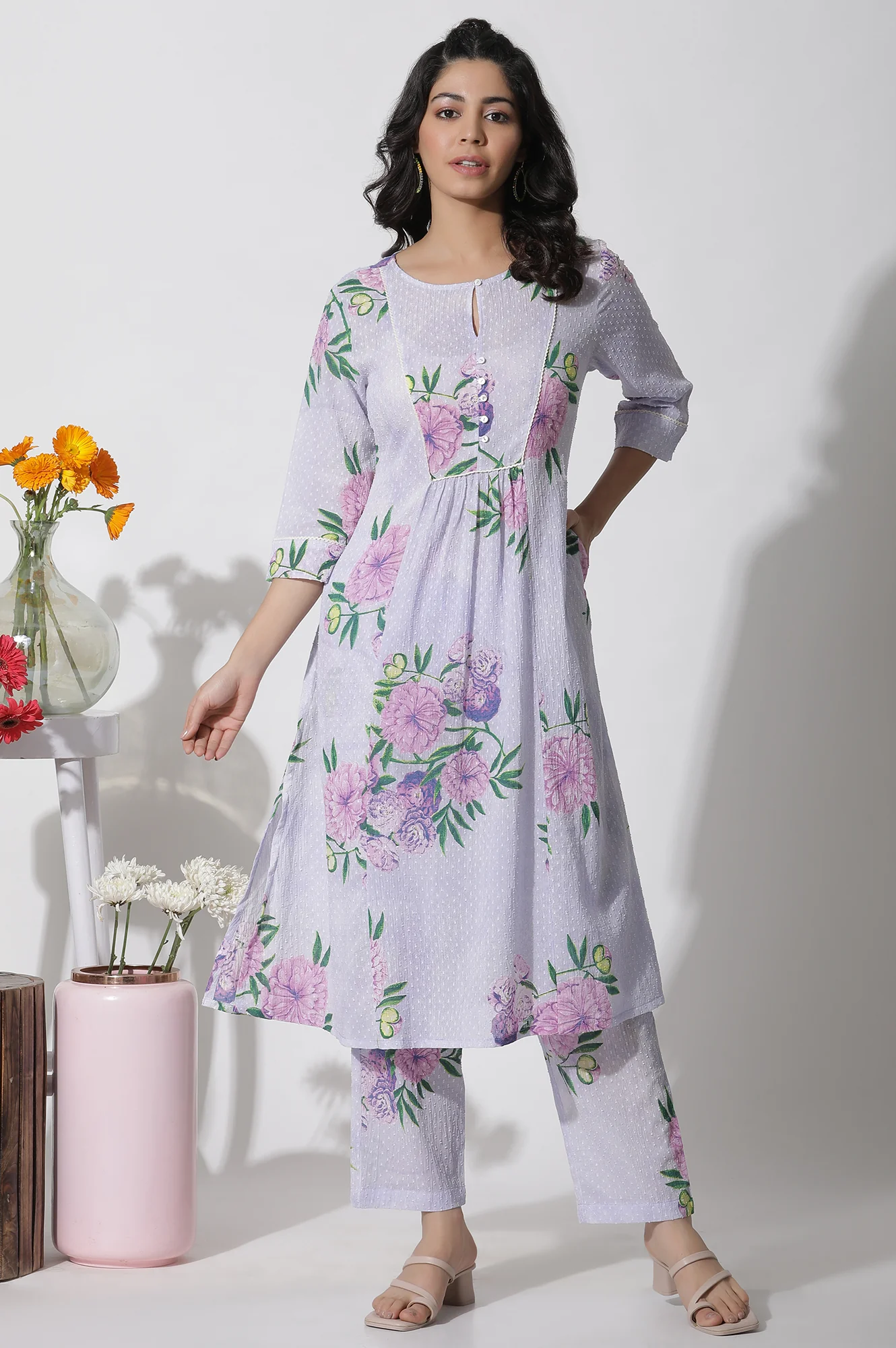 Purple Floral Printed Kurta and Pants Set - Image 2