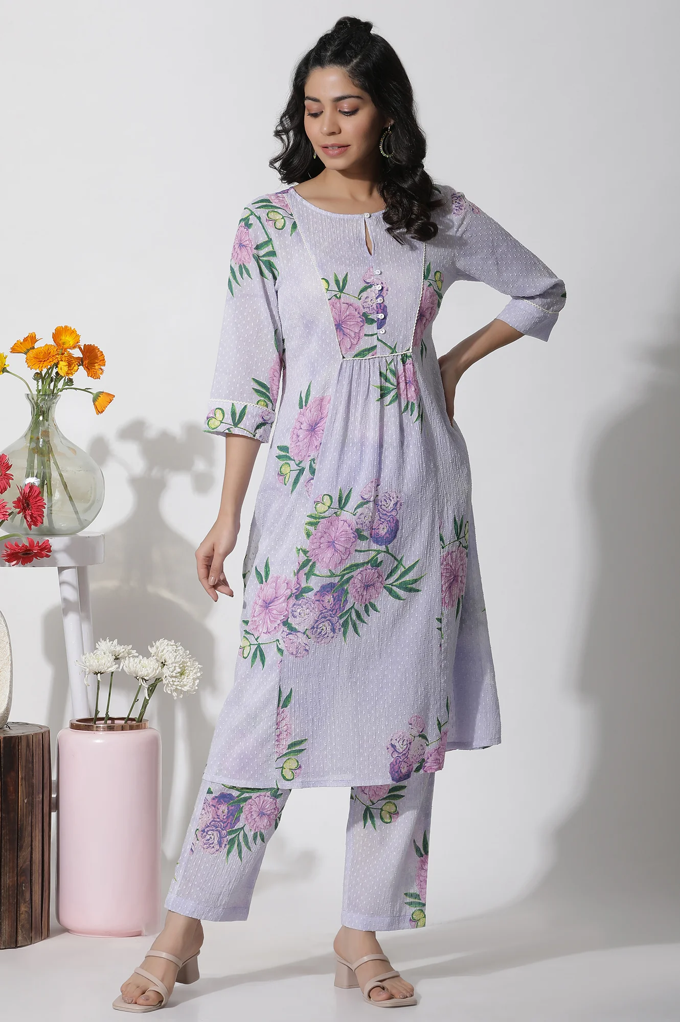 Purple Floral Printed Kurta and Pants Set - Image 3