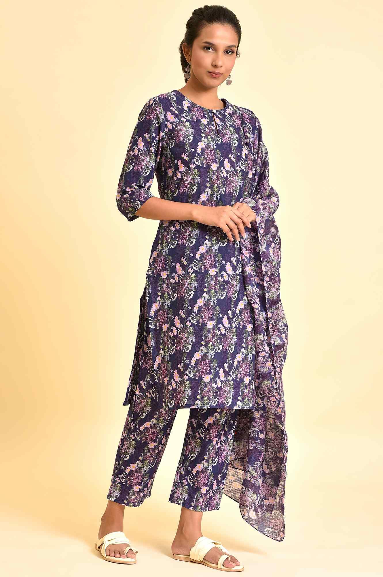 Purple Floral Printed Kurta, Pants & Dupatta Set - Image 5