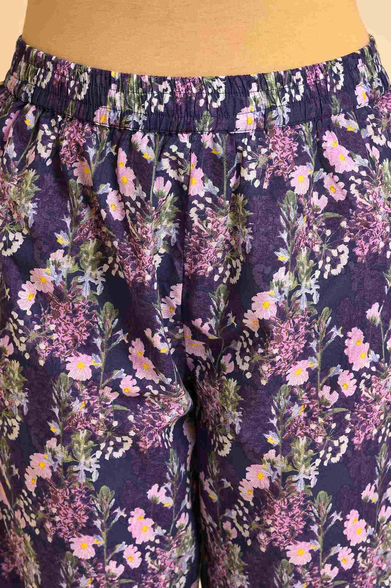 Purple Floral Printed Kurta, Pants & Dupatta Set - Image 7