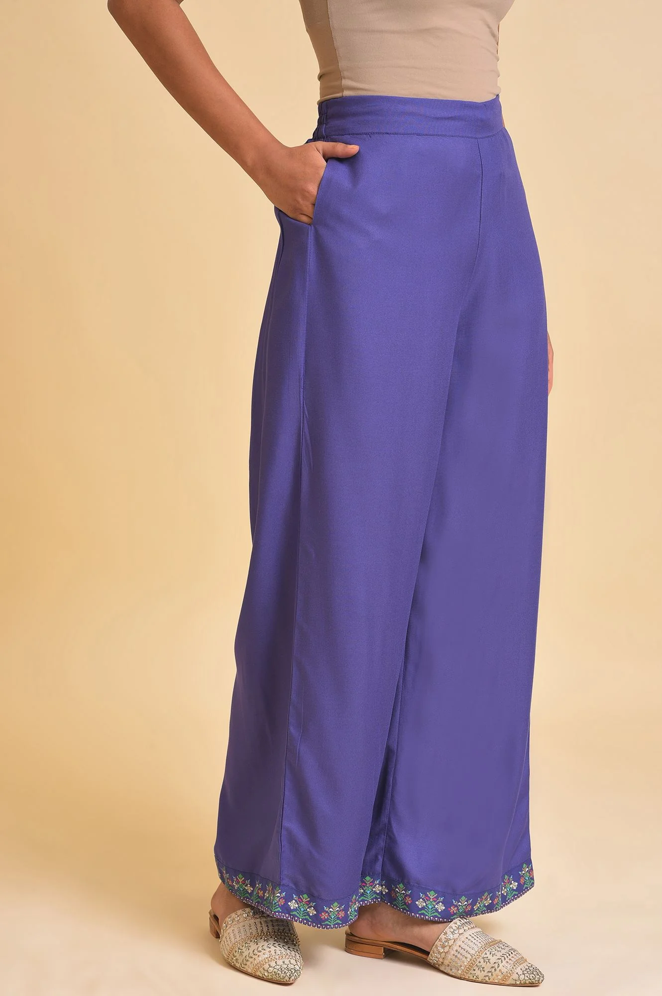 Purple Floral Printed Sequins Georgette Straight Kurta and Parallel Pant Set - Image 4