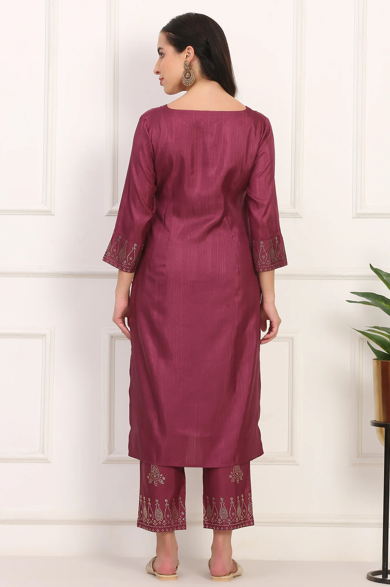 Purple Mukaish Embellished Straight Kurta and Straight Pants Co-ord Set - Image 6