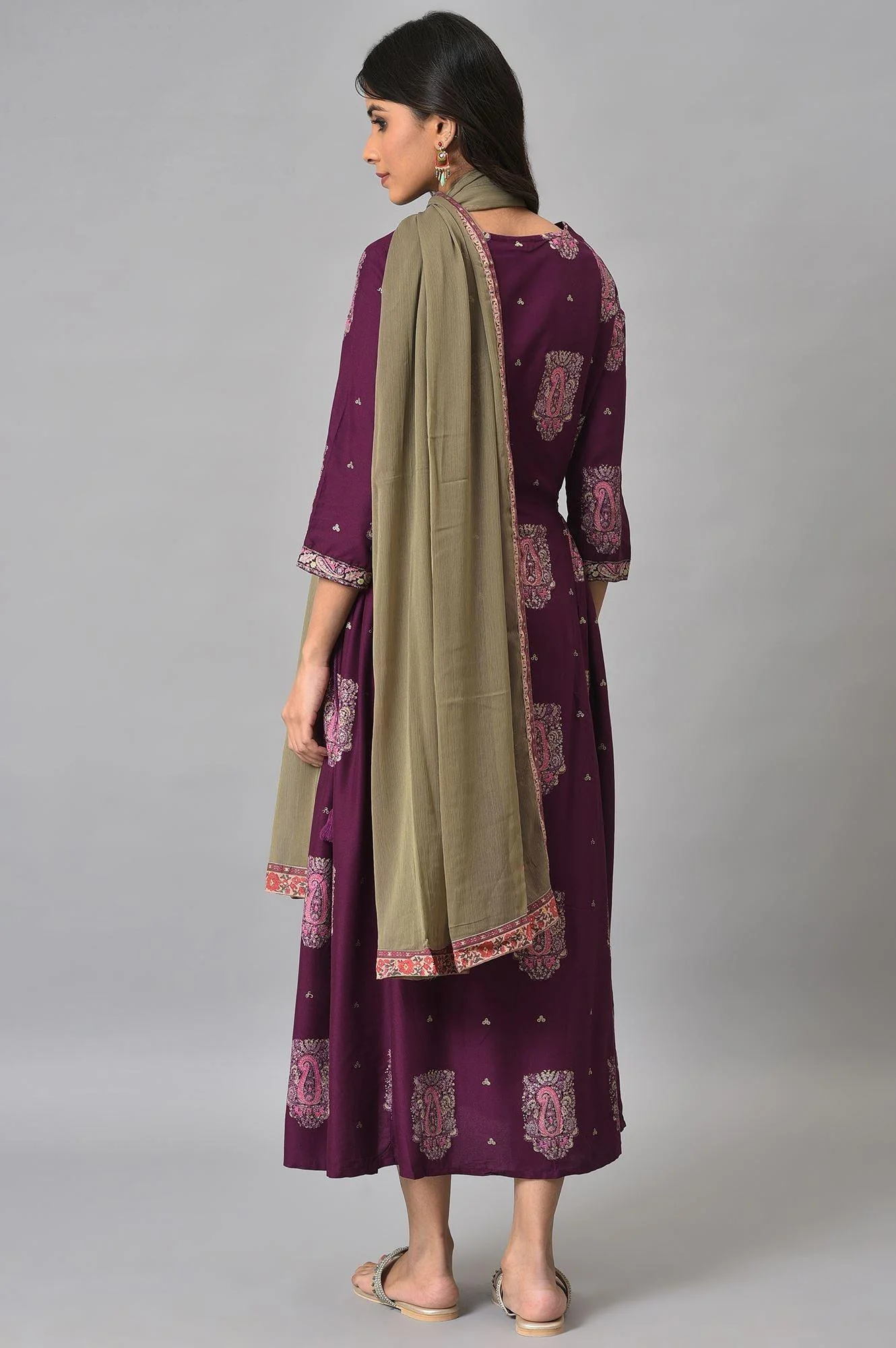 Purple Paisley Print kurta With Olive Chiffon Dupatta - Image 2