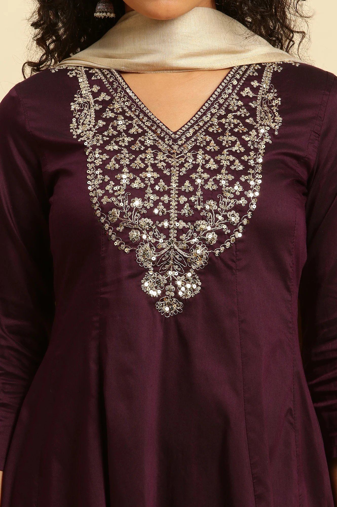 Purple Panelled Embroidered Kurta, Slim Pants And Dupatta Set - Image 5