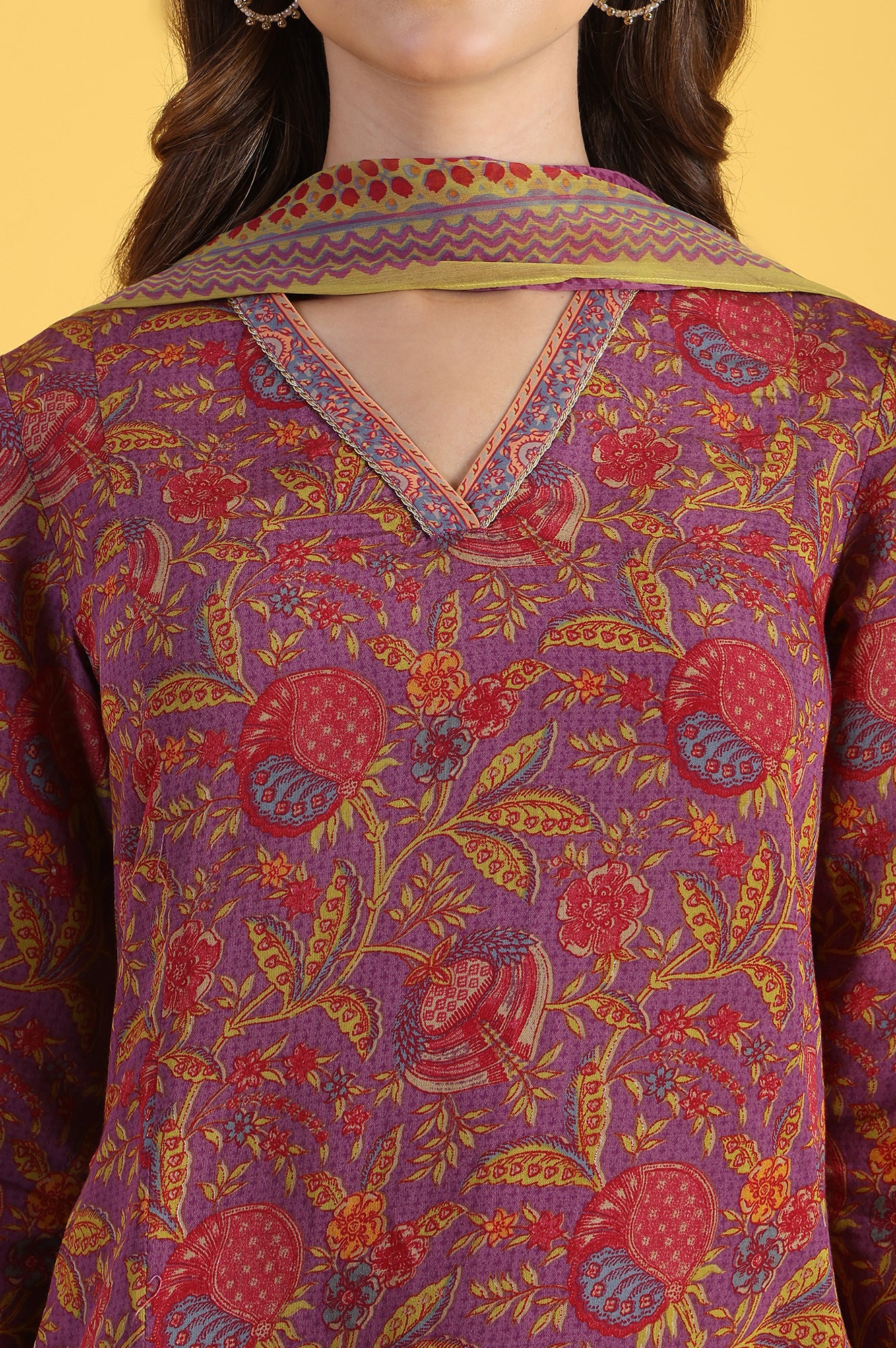 Purple Printed Flarred A-Line Kurta & Straight pant with Dupatta Set - Image 3