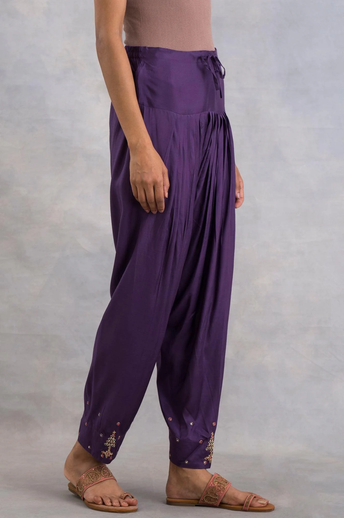 Purple Solid Salwar Pants With Embroidery - Image 4