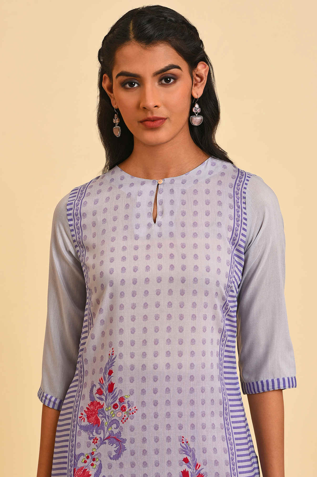 Purple Straight Kurta and Parallel Pant Set - Image 2