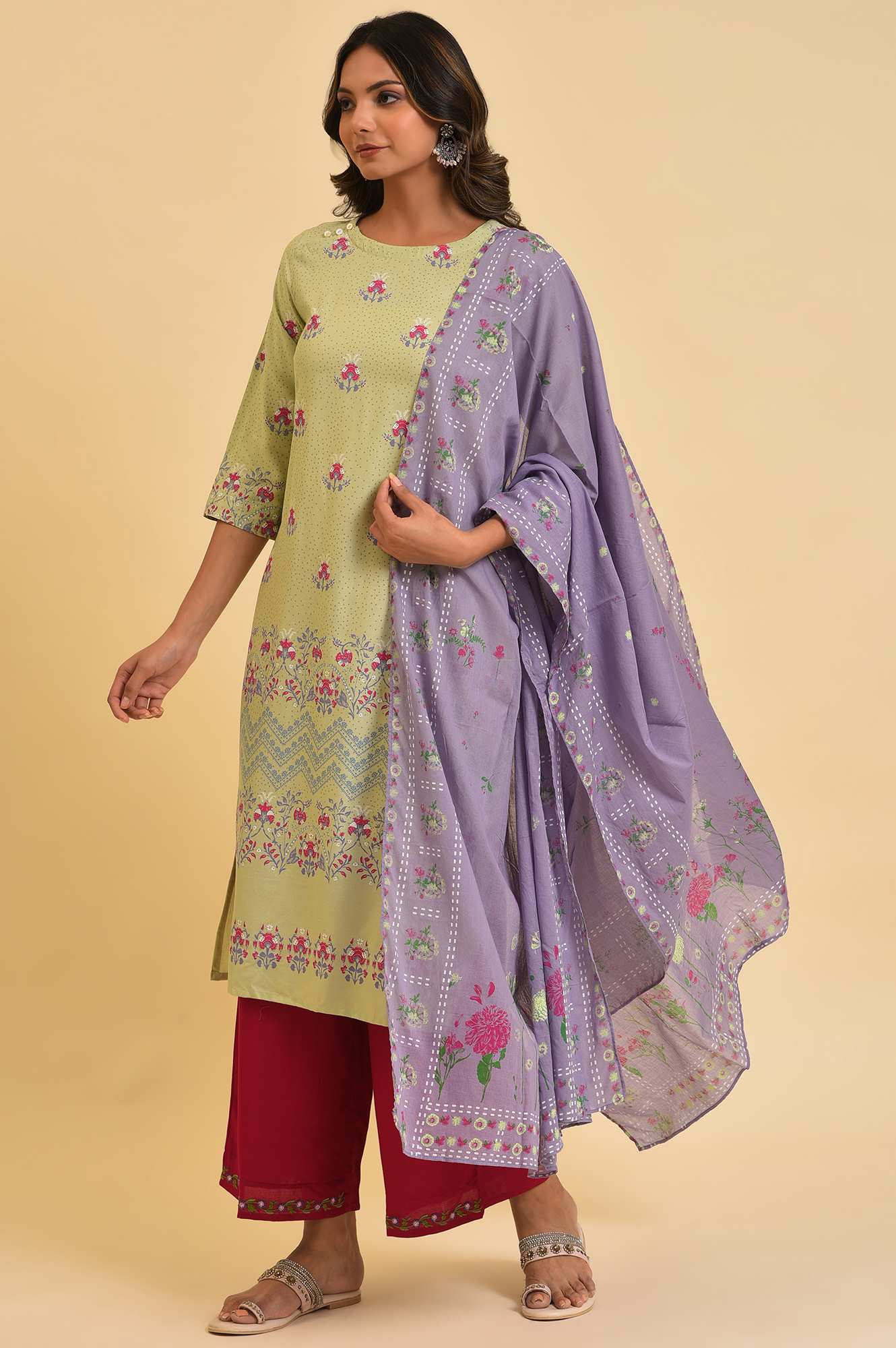 Purple Voile Dupatta With Floral Print - Image 2