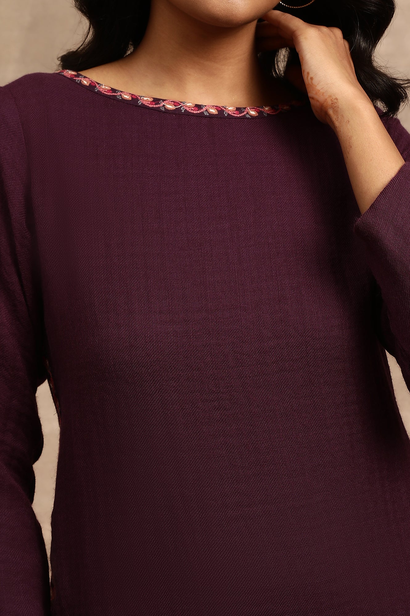 Purple Woollen Embroidered kurta - Image 6
