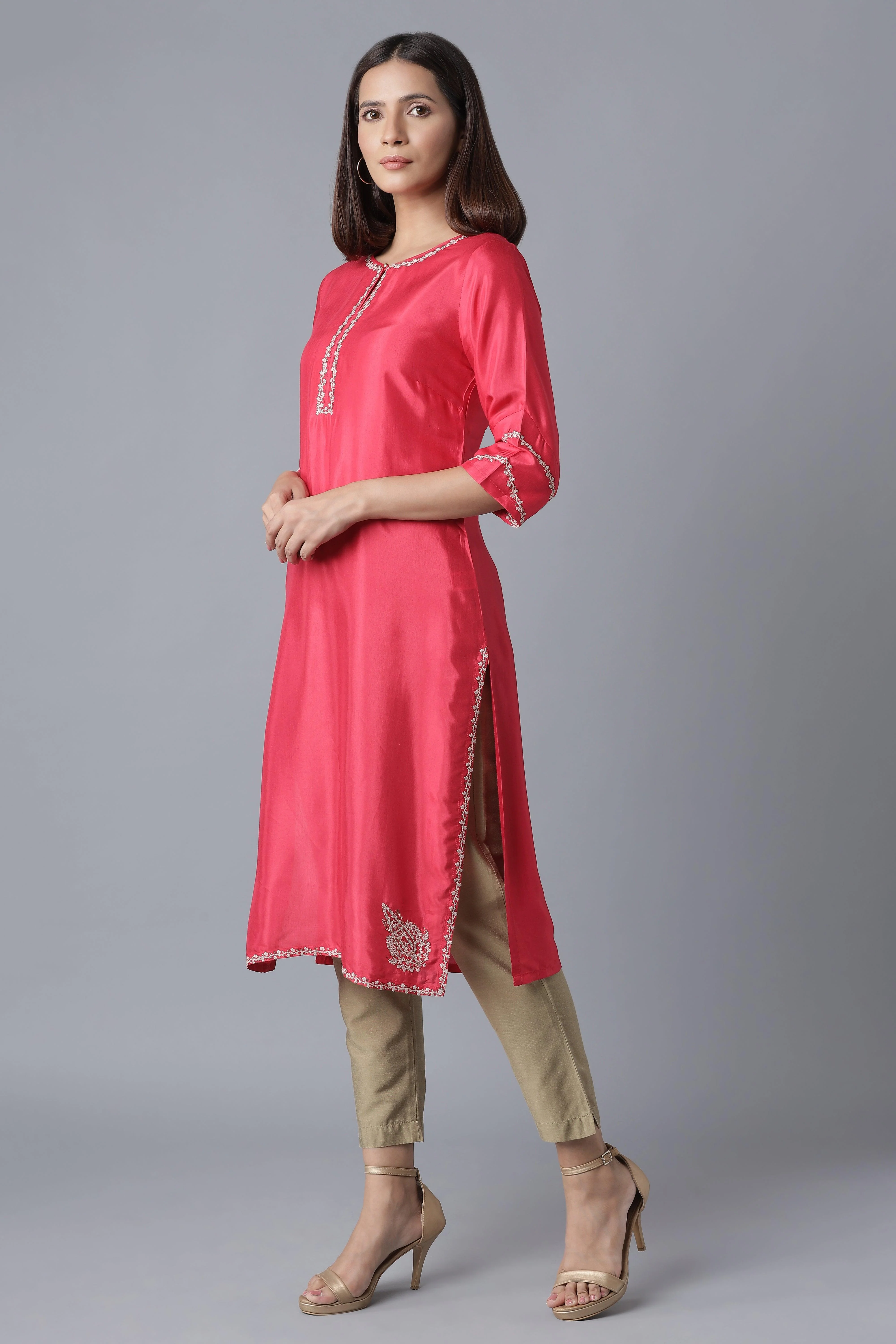 Rasberry Red Solid Festive Straight kurta - Image 3
