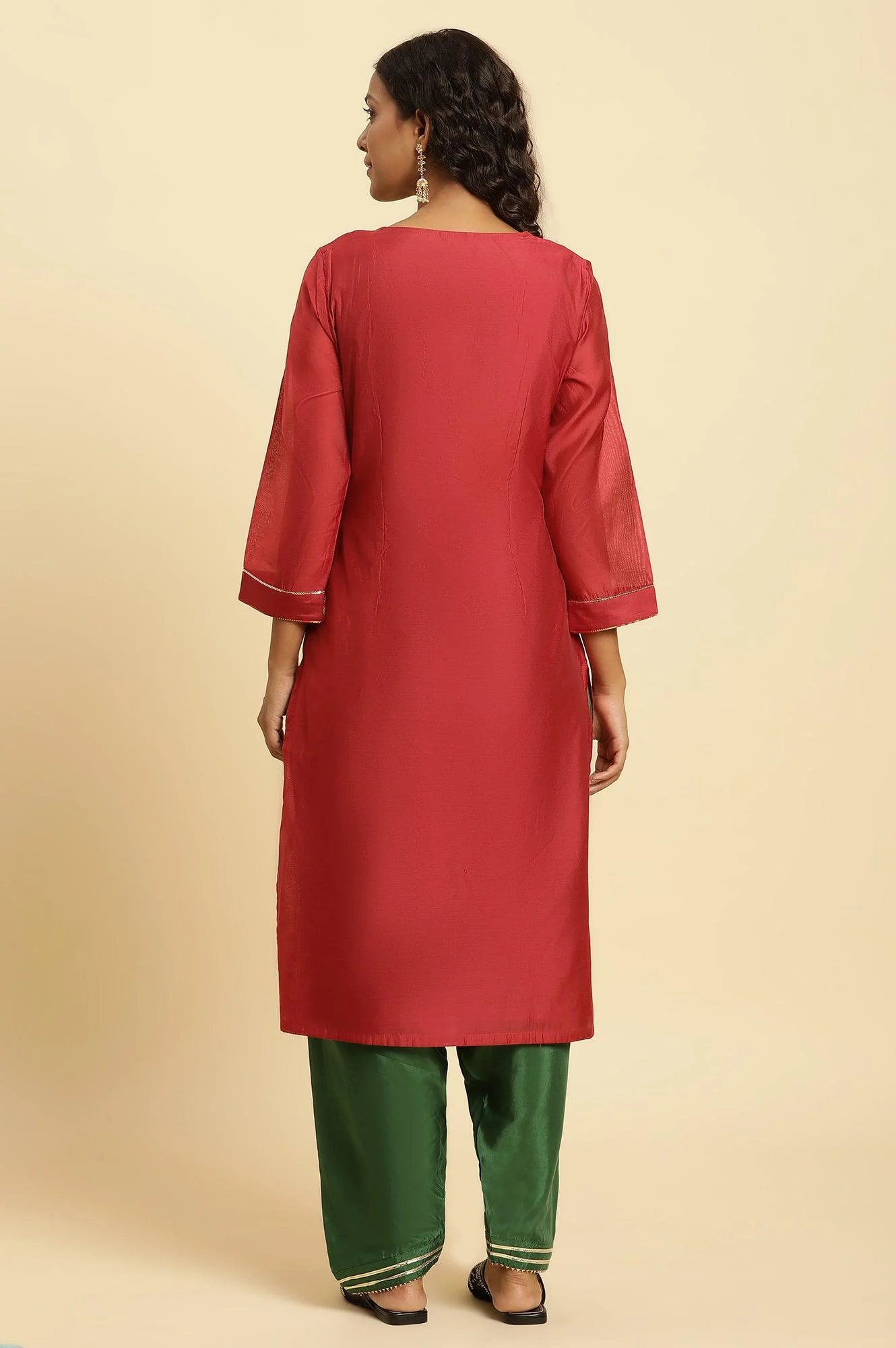 Red Chanderi Straight Kurta With Dori Embroidery - Image 4