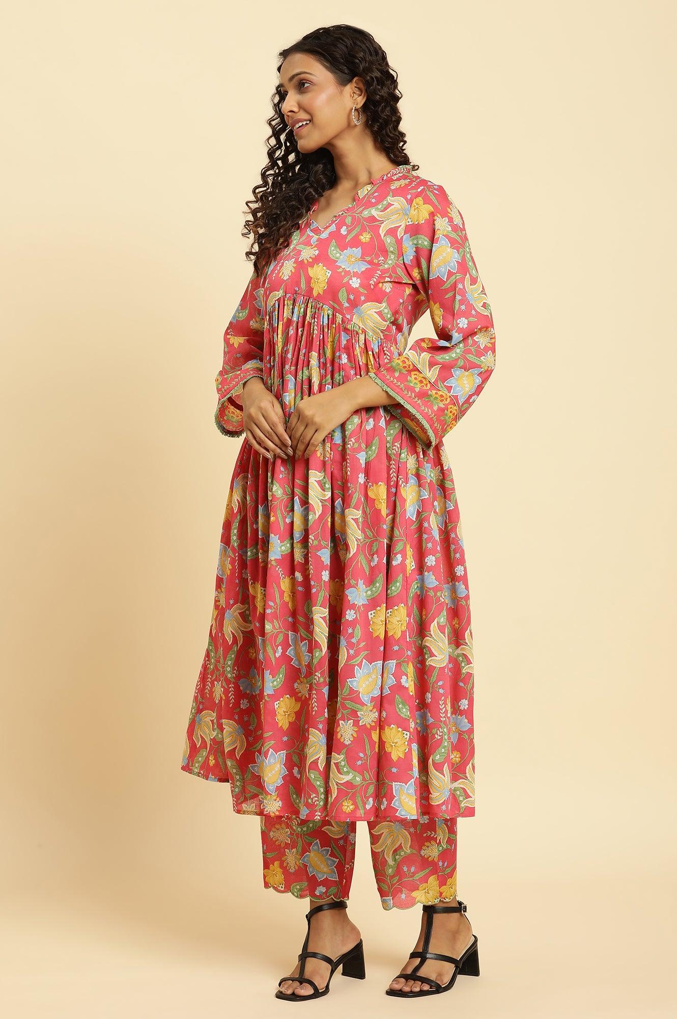 Red Chintz Gathered Kurta, Pants and Dupatta Set - Image 3