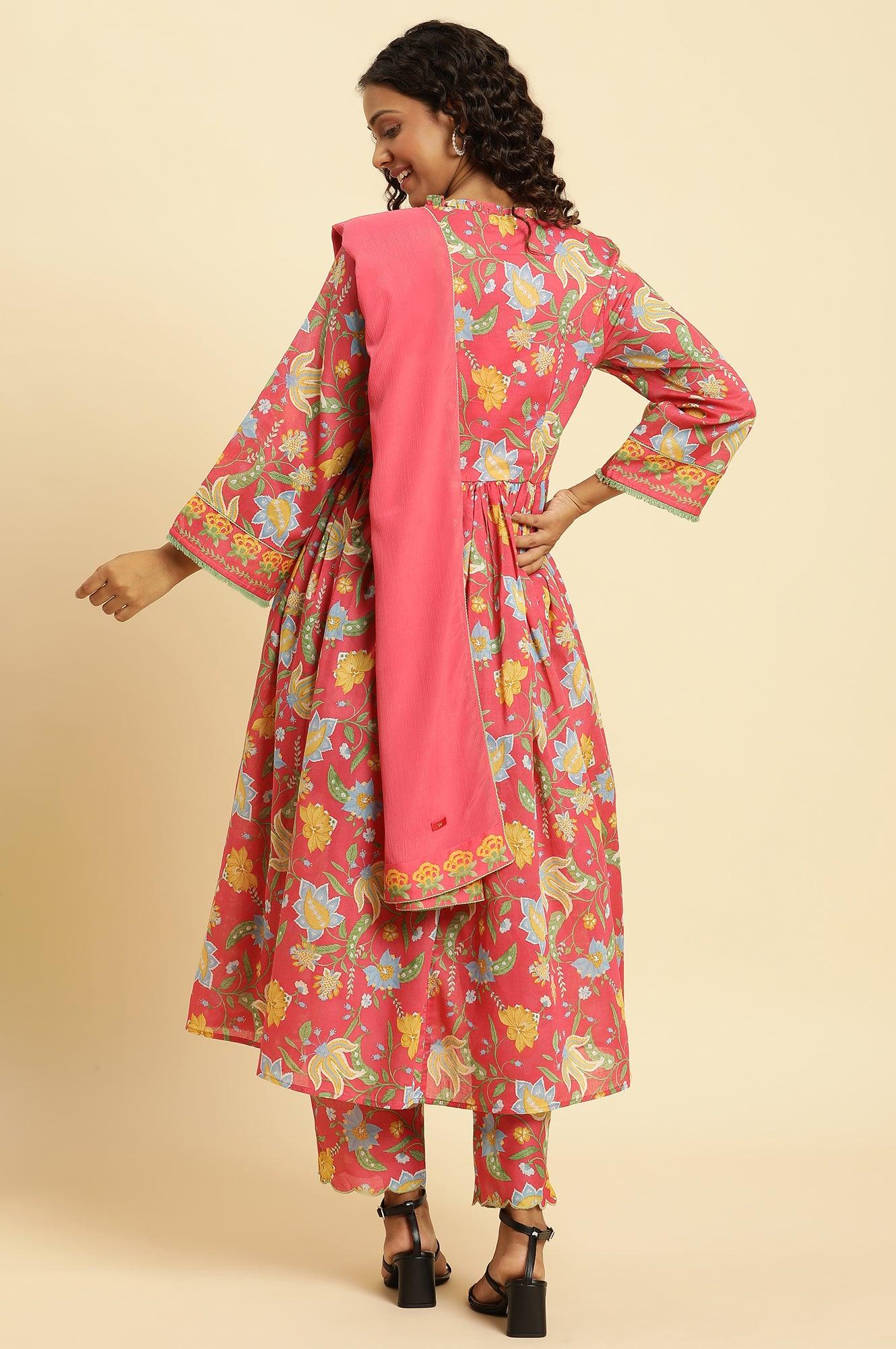 Red Chintz Gathered Kurta, Pants and Dupatta Set - Image 4