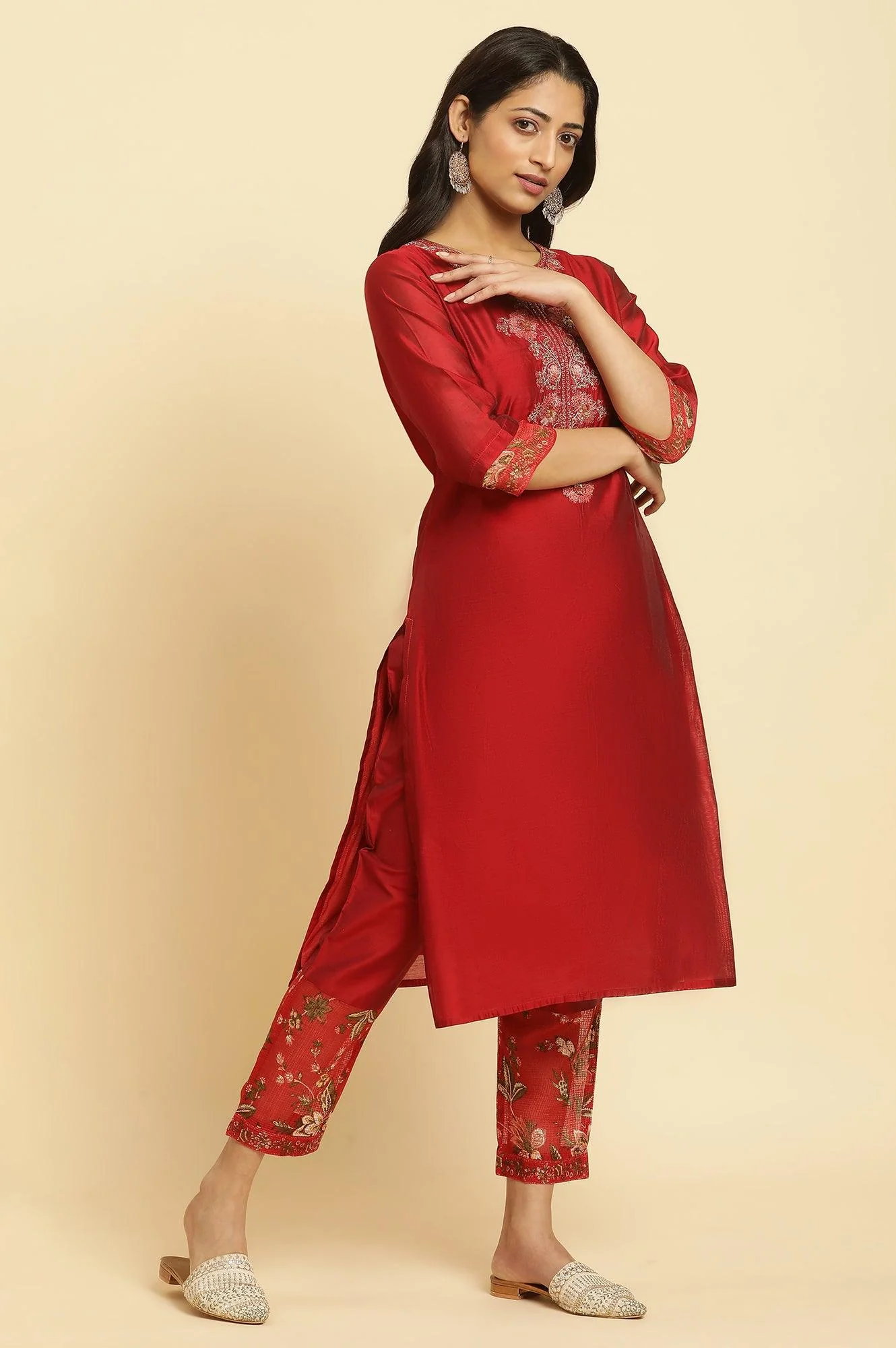 Red Dori Embroidered Chanderi Straight Kurta, Pants and Dupatta Festive Set - Image 6