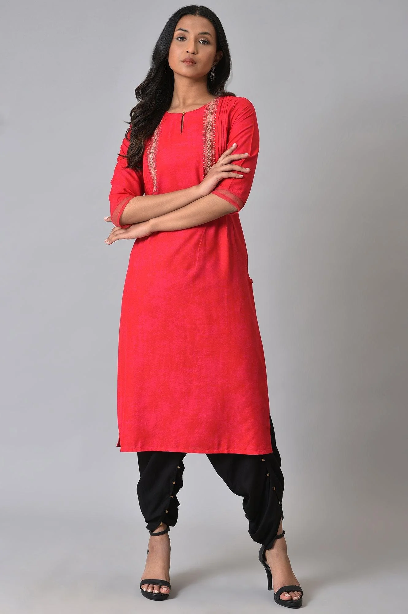 Red Embroidered Festive kurta - Image 6