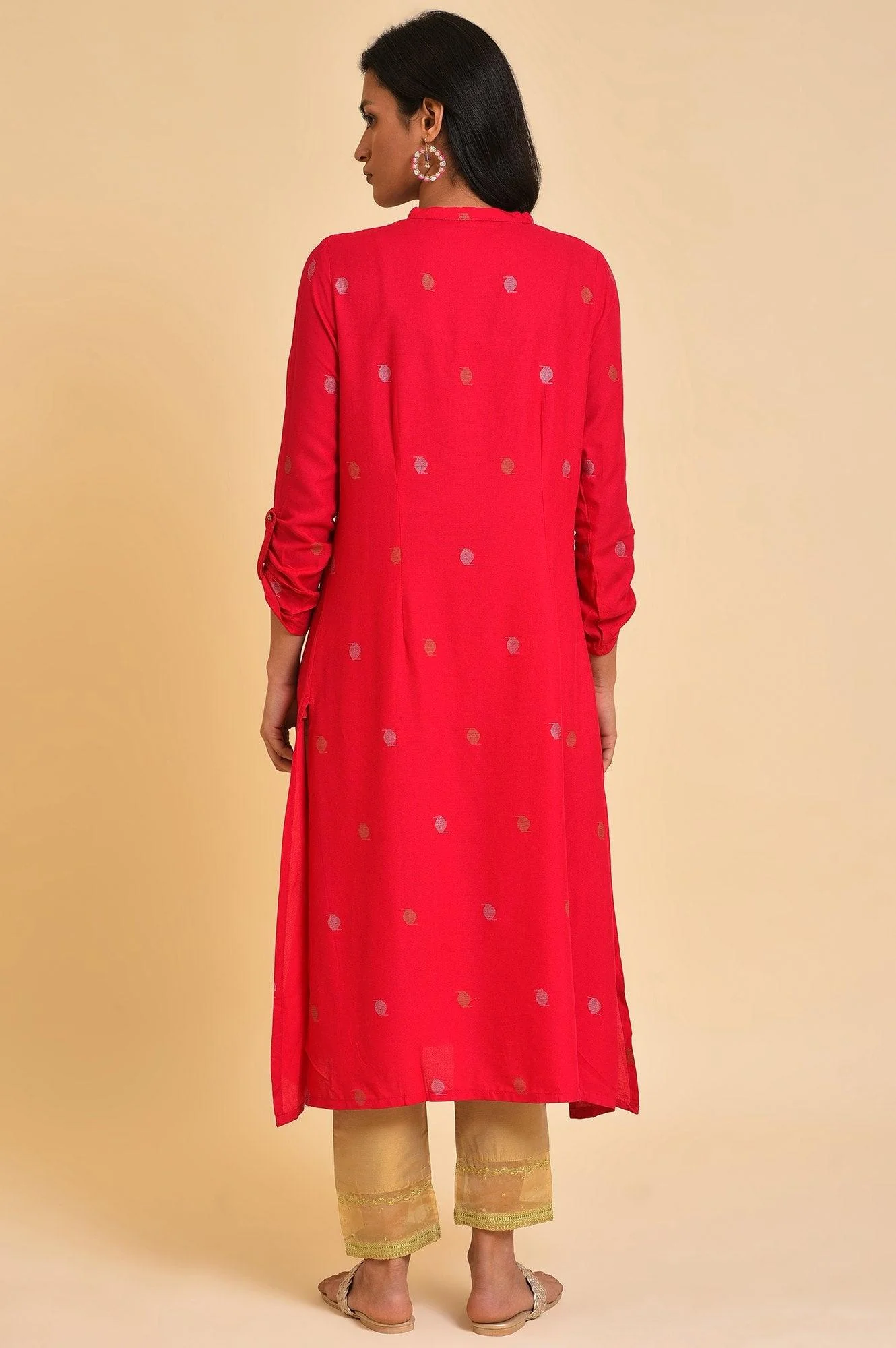Red Embroidered Festive Kurta And Pants Set - Image 2